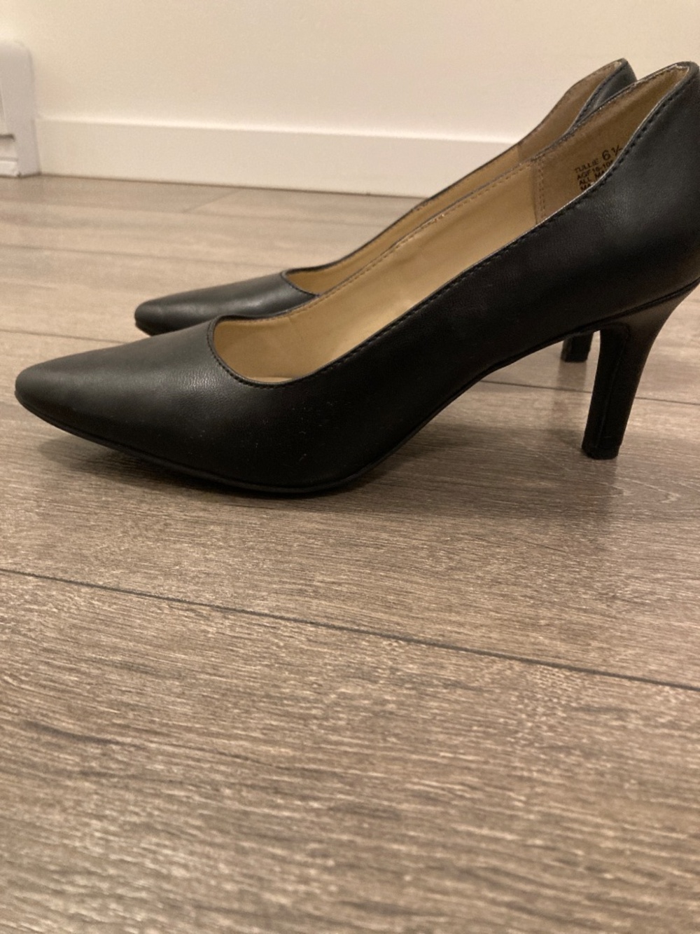 Basic black heels - Picture 3 of 8
